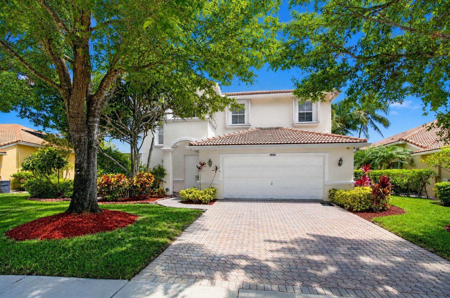 5866 Bay Hill Circle, Lake Worth FL 33463 photo 3