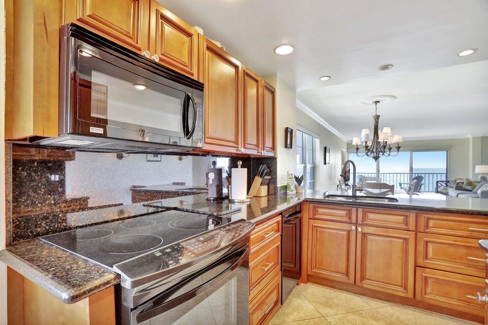 1021 Hillsboro Mile # 1108, Hillsboro Beach FL 33062 photo 4