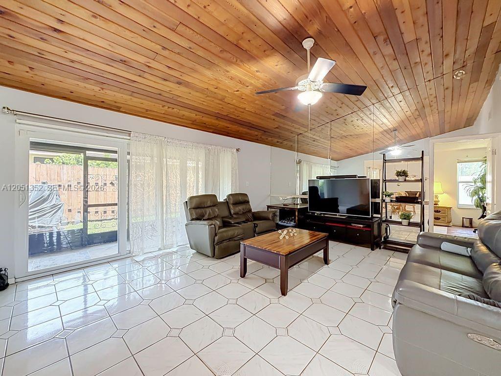 4201 NW 73rd Ave, Lauderhill FL 33319 photo 5
