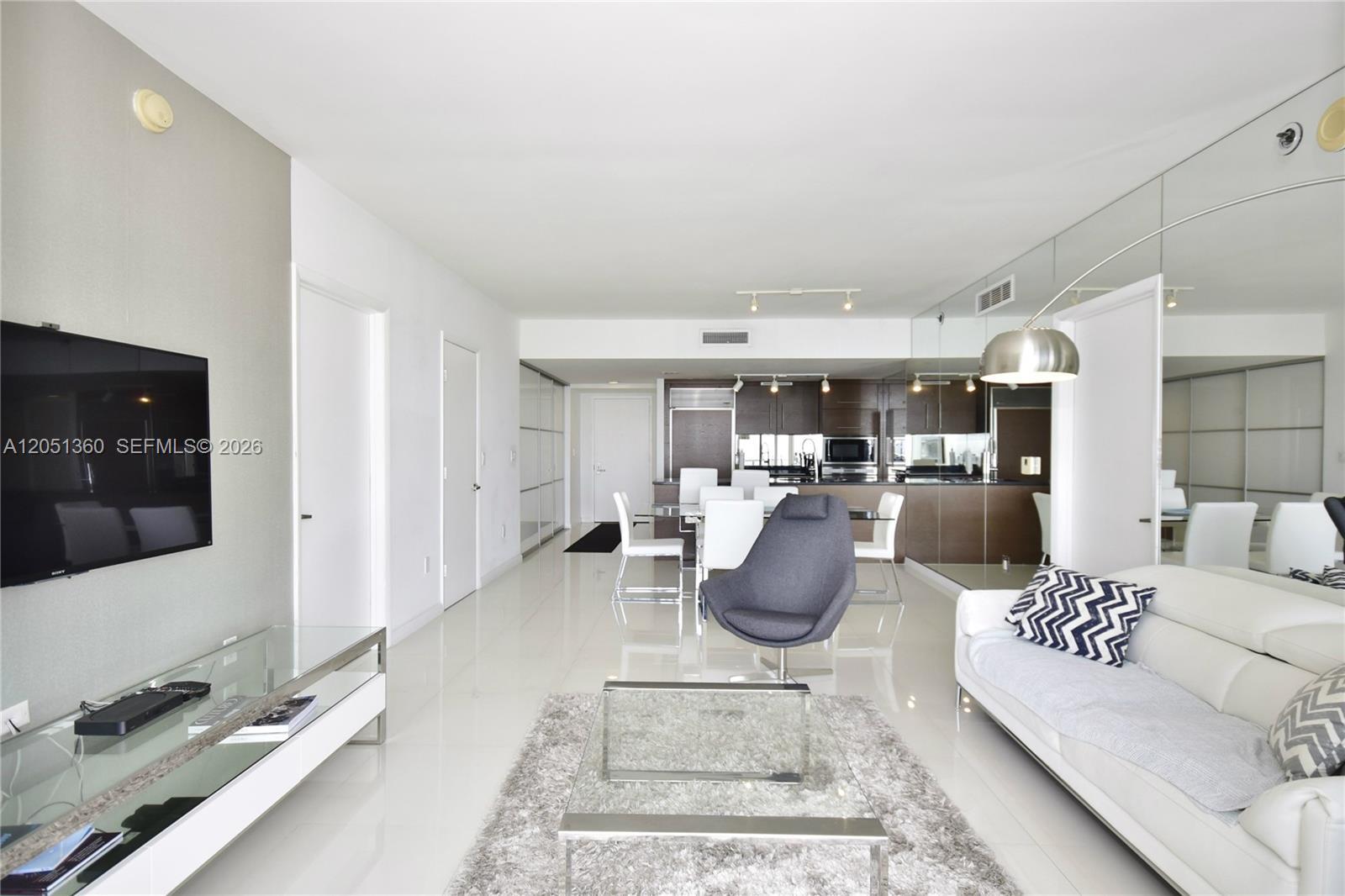 465 BRICKELL AVENUE # 3205, Miami FL 33131 photo 5