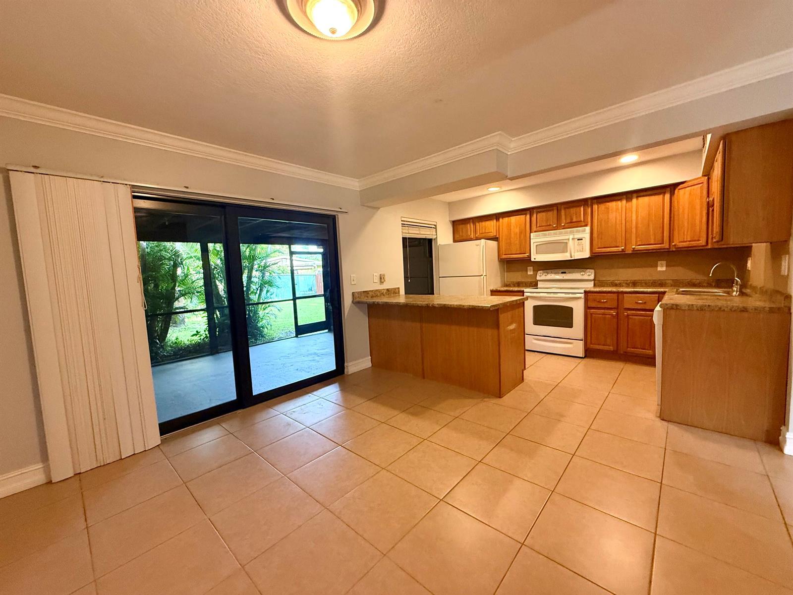 814 Sandtree Drive, Palm Beach Gardens FL 33403 photo 5