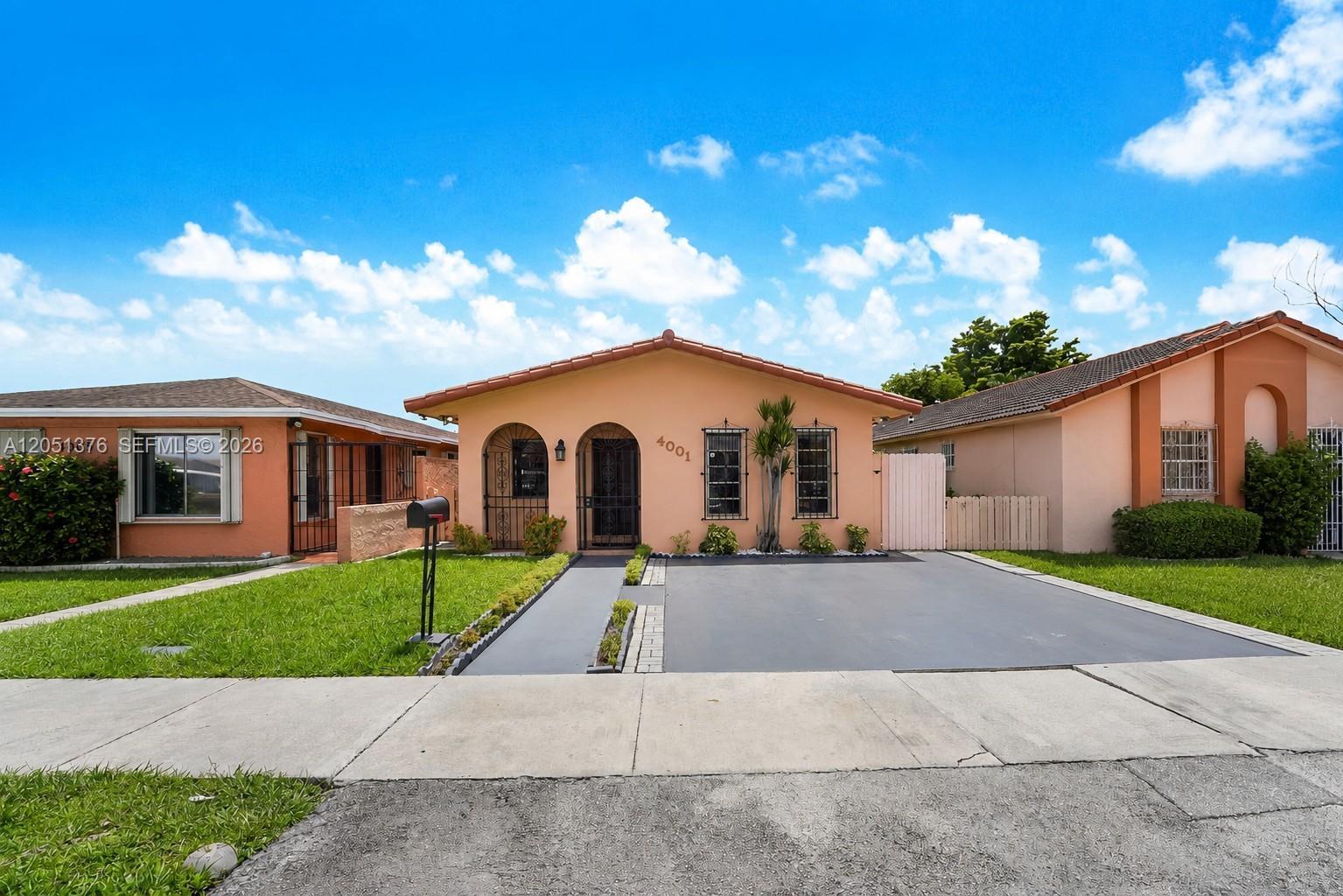 4001 W 10th Ct, Hialeah FL 33012 photo 2