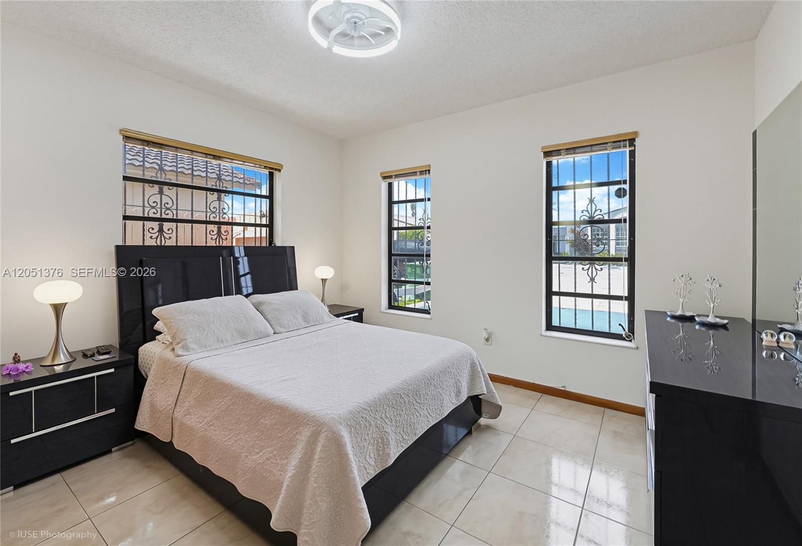 4001 W 10th Ct, Hialeah FL 33012 photo 4