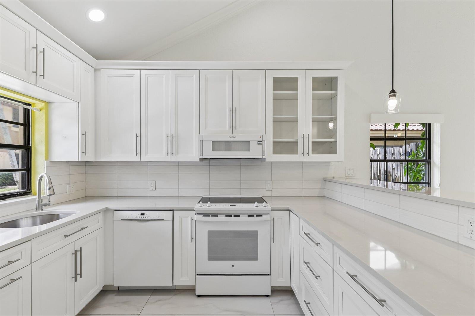 2656 Riverside Drive # 2656, Coral Springs FL 33065 photo 2