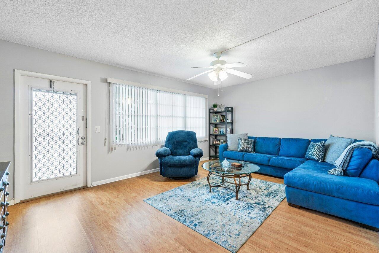 2046 Rexford C, Boca Raton FL 33434 photo 2