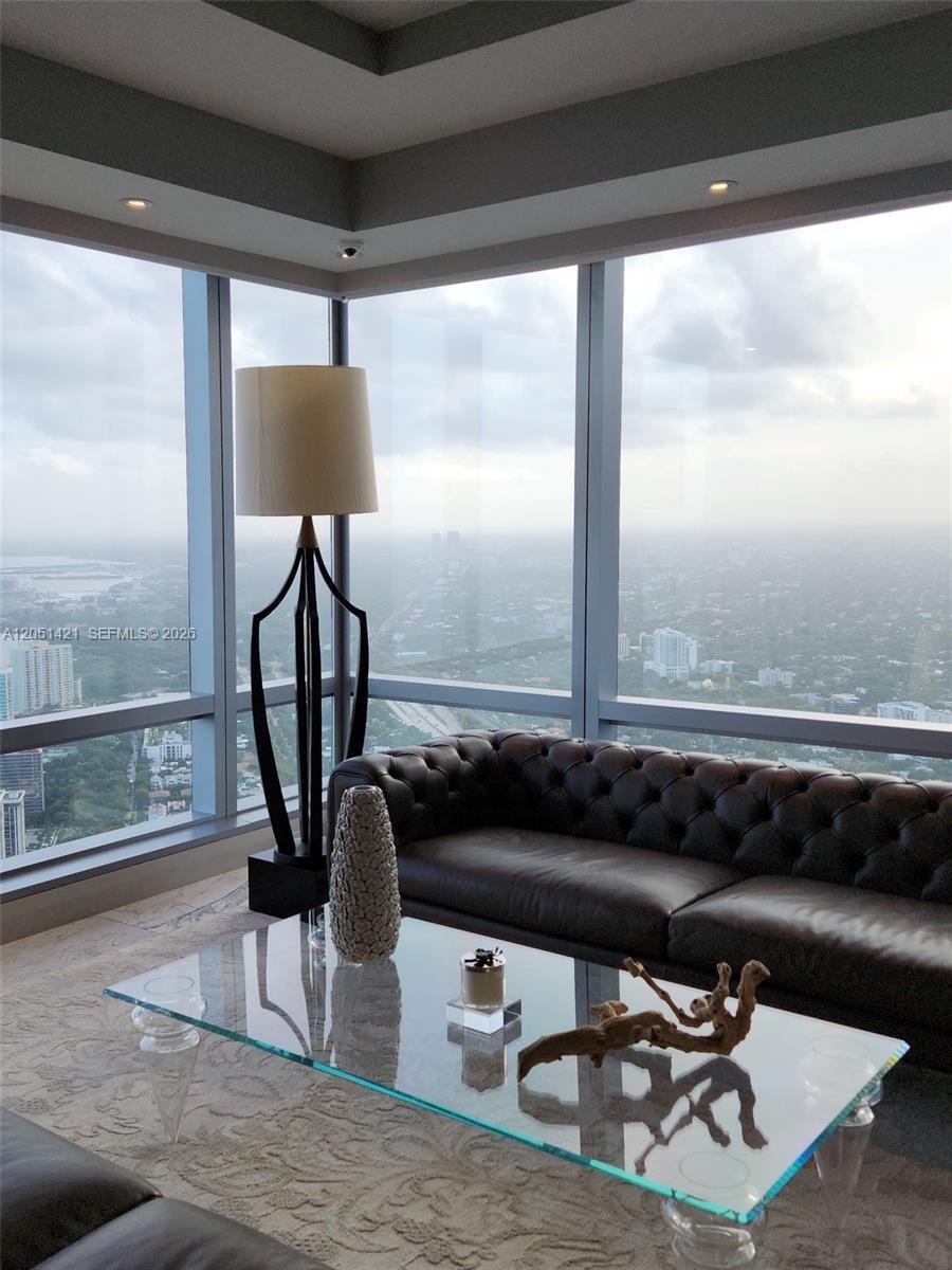 1425 Brickell Ave, Miami FL 33131 photo 5
