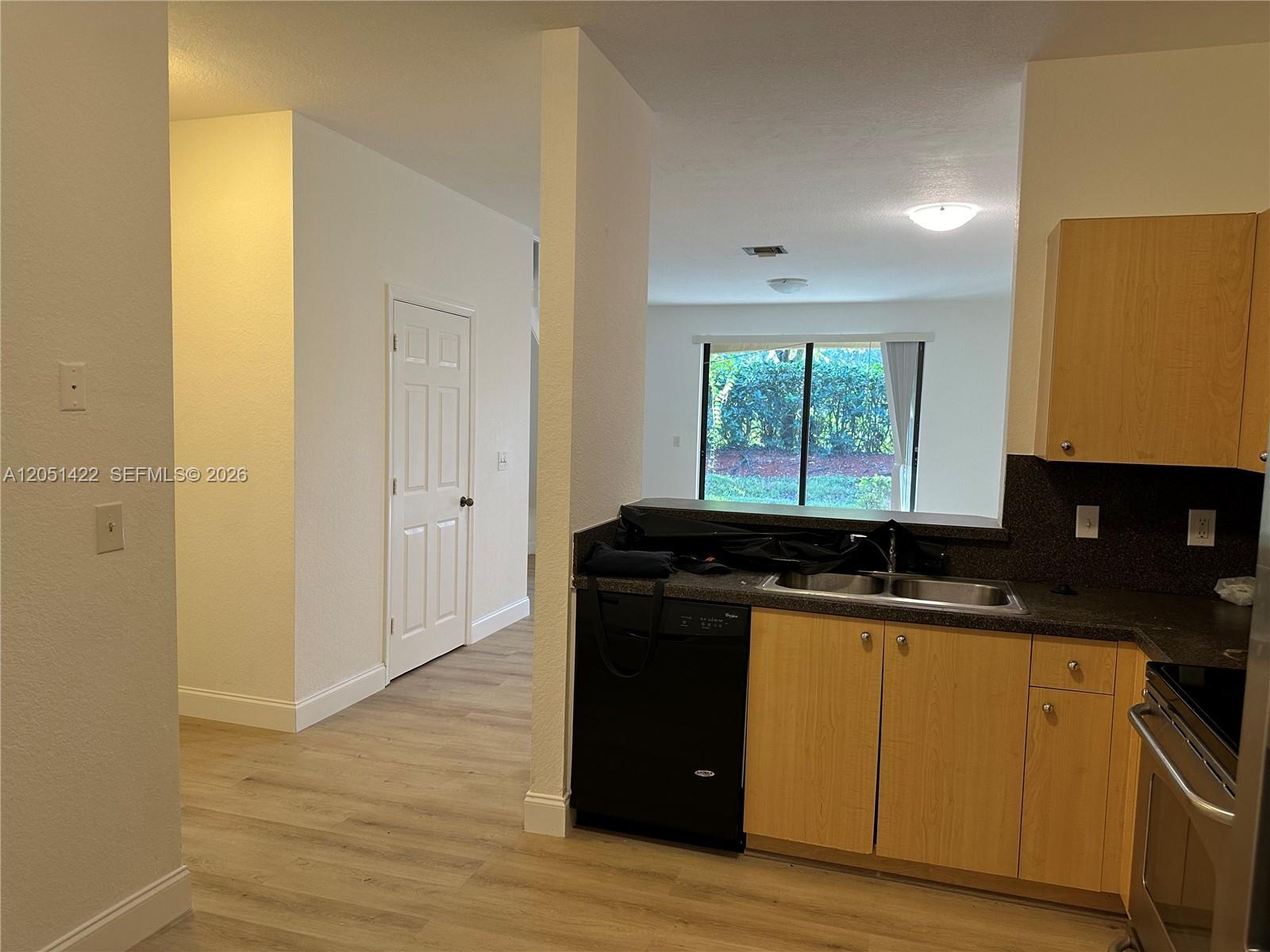 Weston, FL 33332 photo 2