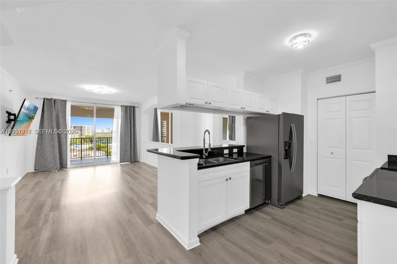 17150 N Bay Rd # 2814, Sunny Isles Beach FL 33160 photo 5