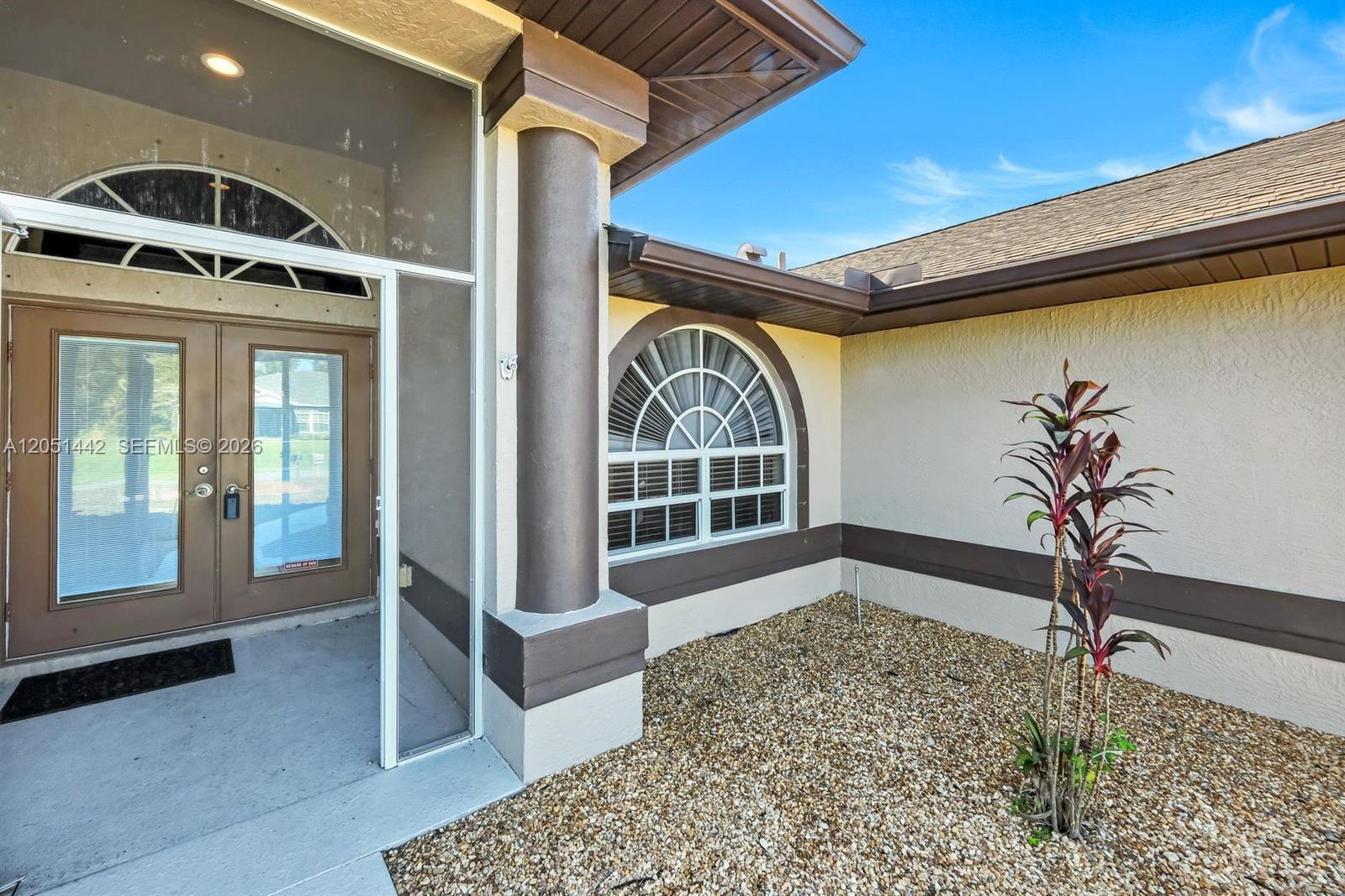 1121 NW 27th Avenue, Cape Coral FL 33993