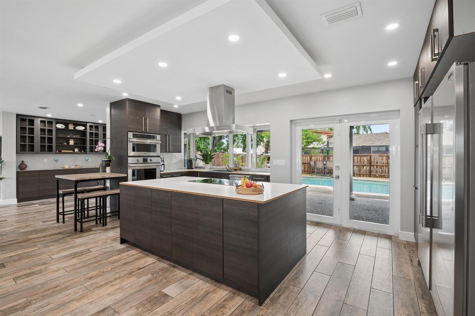 4601 W Hawthorne Circle, Hollywood FL 33021 photo 5