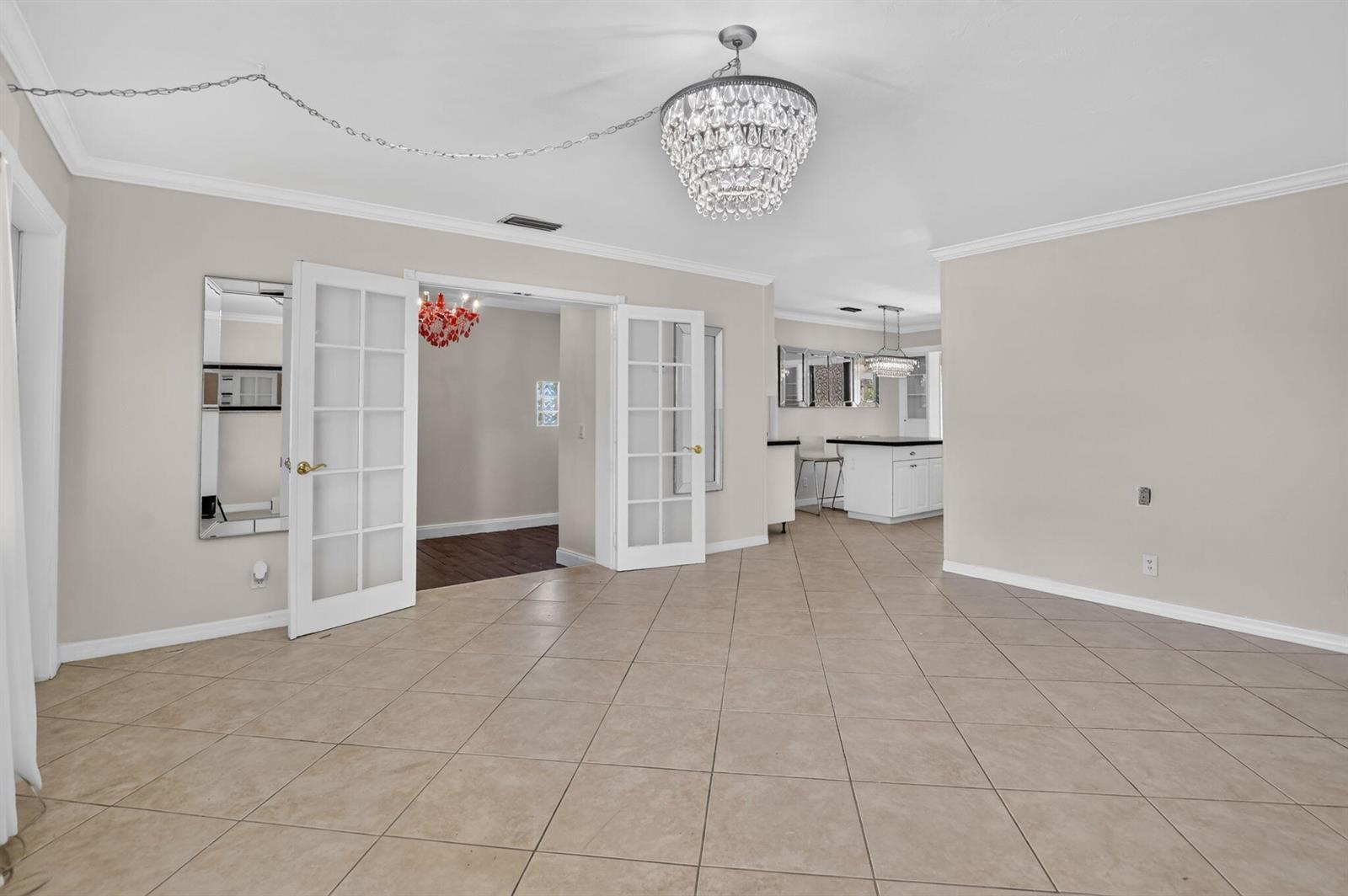 421 SW 2nd Street, Boca Raton FL 33432 photo 4