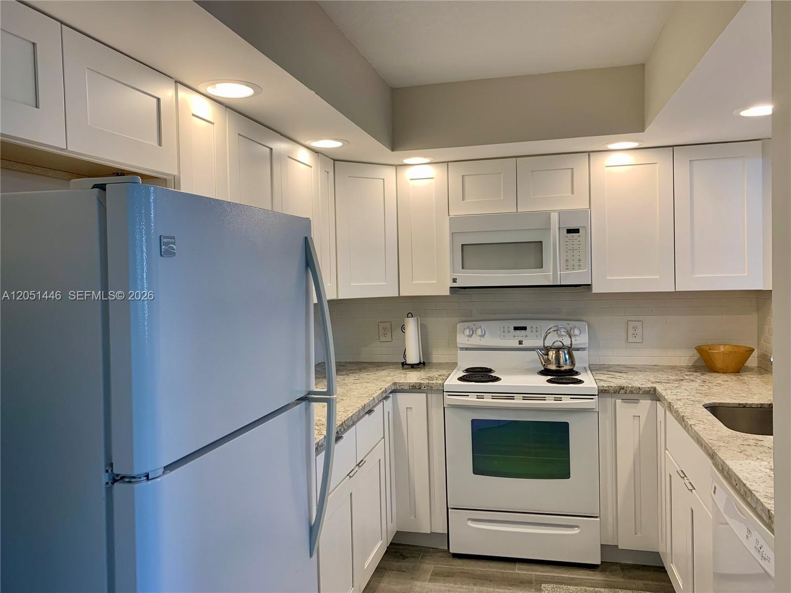 Pembroke Pines, FL 33027 photo 4