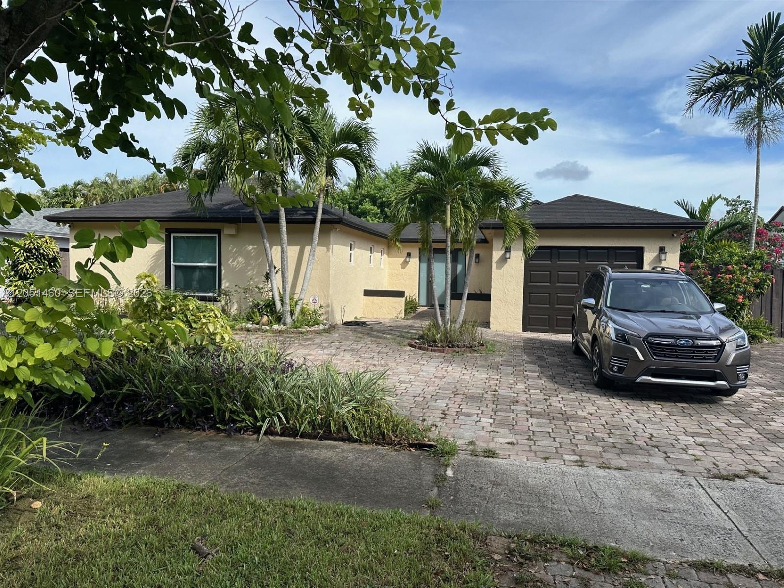 6061 NW 198th Ter, Miami FL 33015 photo 3