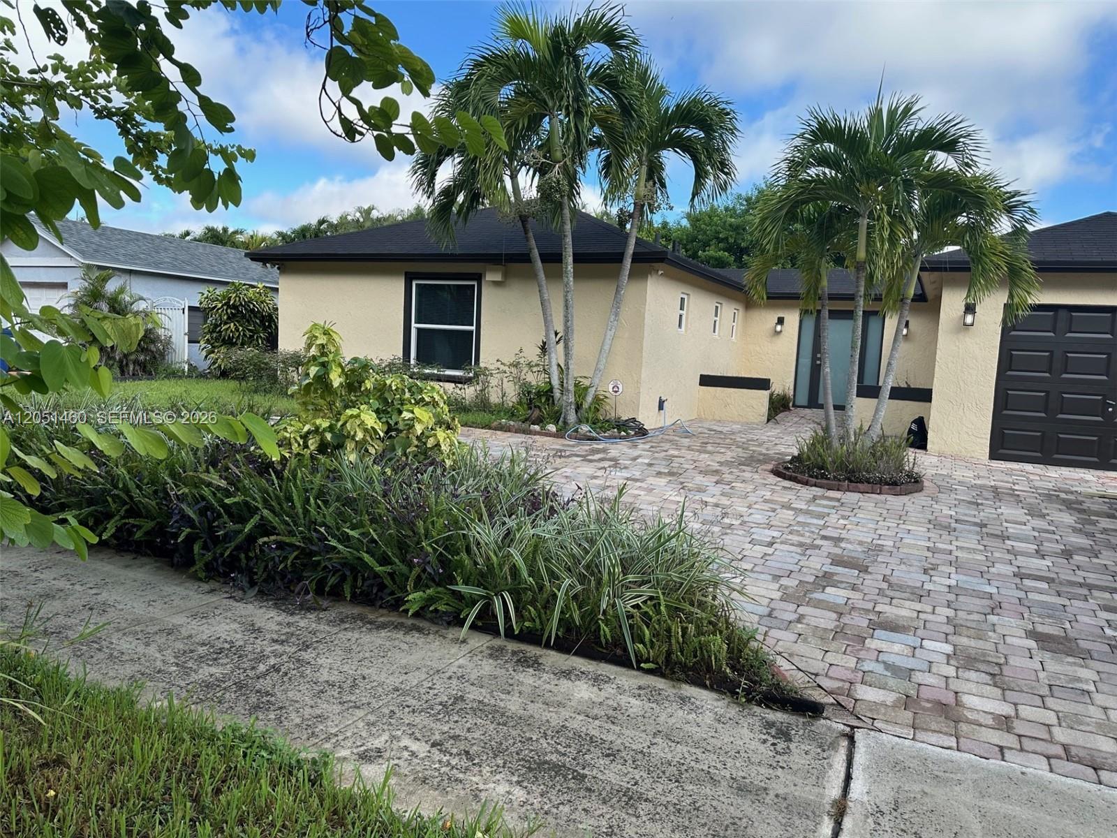 6061 NW 198th Ter, Miami FL 33015 photo 4