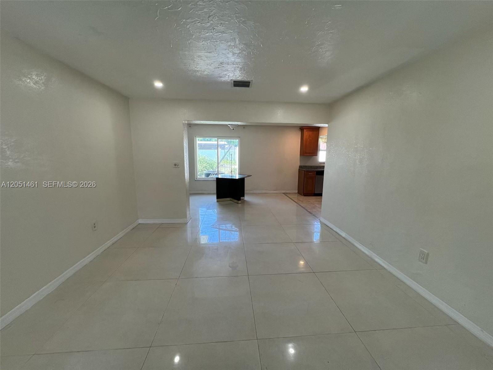 7531 Shalimar St., Miramar FL 33023 photo 4