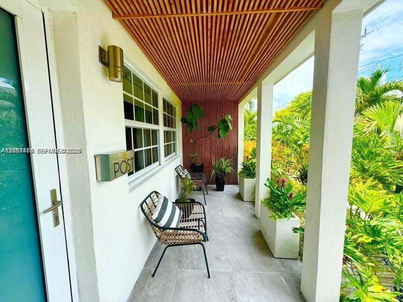 555 NE 127th St # 0, North Miami FL 33161 photo 2