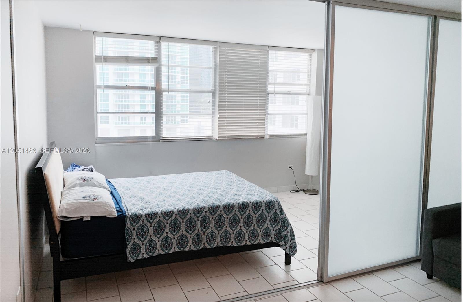 905 Brickell Bay Dr # 1523, Miami FL 33131 photo 2