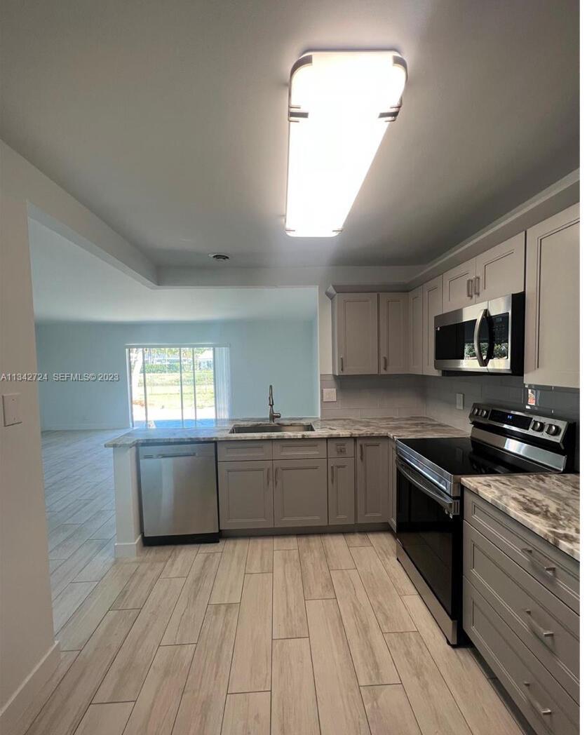 19420 Carolina Circle, Boca Raton FL 33434 photo 3