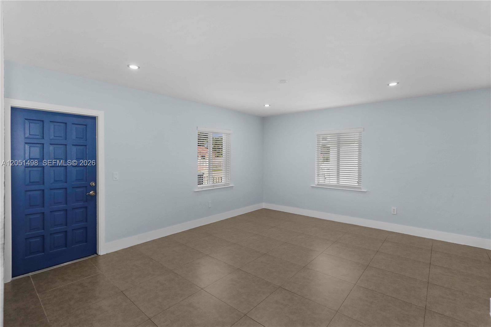3171 NW 17th St, Miami FL 33125 photo 4