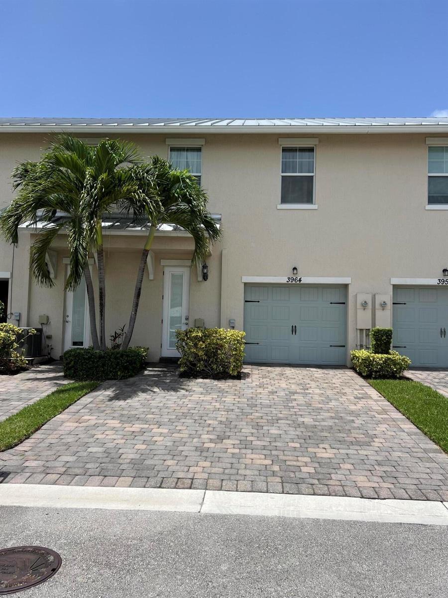 3964 Poinciana Lane, Hollywood FL 33021 photo 2