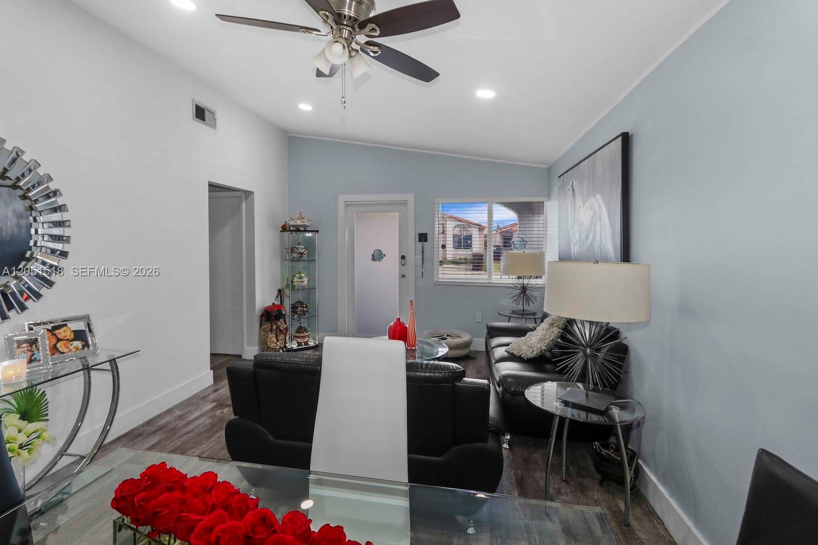 2884 W 75th St, Hialeah FL 33018 photo 4