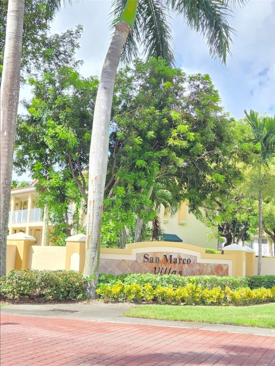 6900 NW 179 ST # 1, Hialeah FL 33015