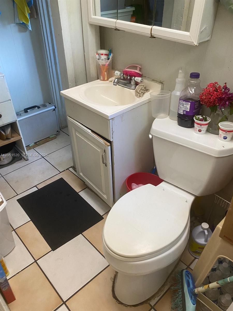 218 SW 10th Ave, Miami FL 33130 photo 3