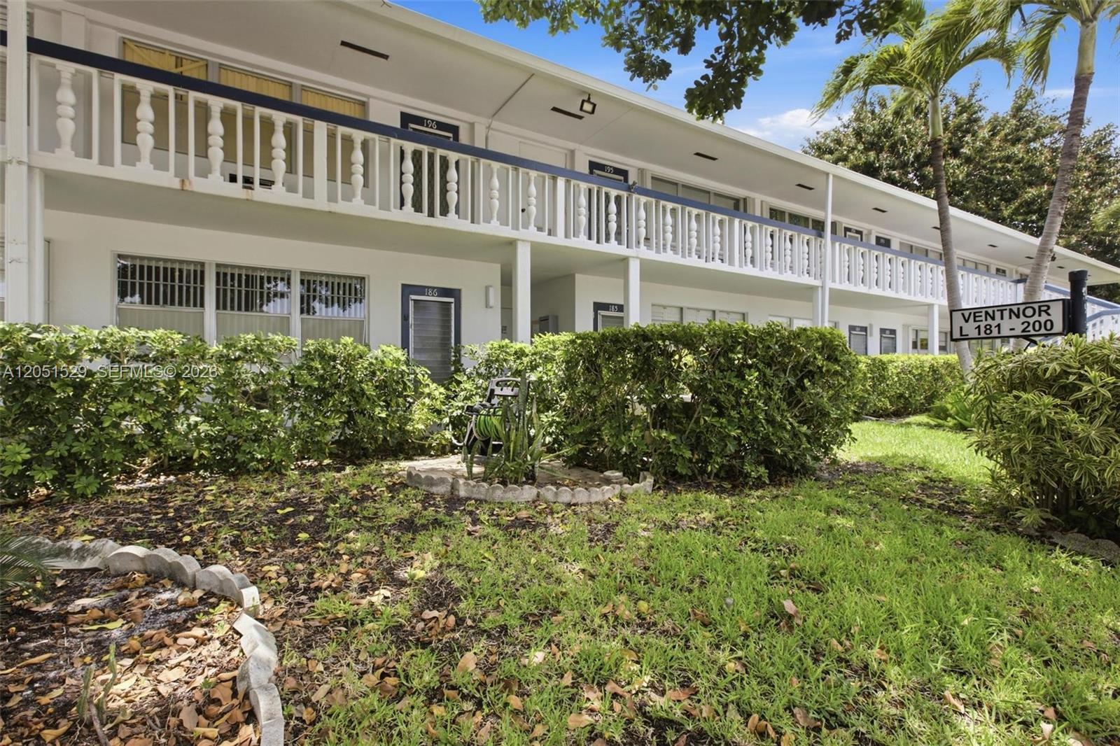 186 Ventnor L # L, Deerfield Beach FL 33442 photo 3