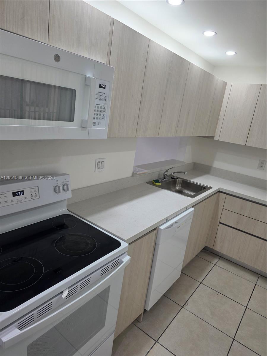 8025 SW 107th Ave # 202, Miami FL 33173 photo 3