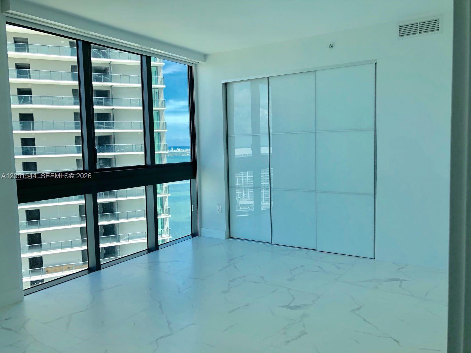 650 NE 32 ST # 3307, Miami FL 33137 photo 2