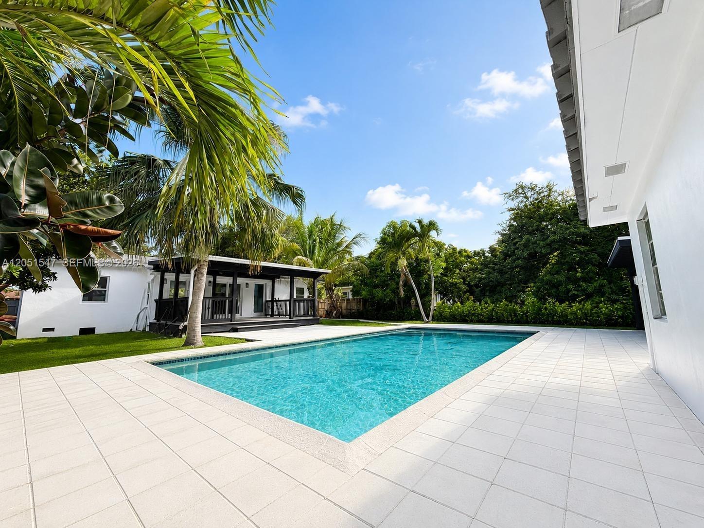 859 NE 115th St, Biscayne Park FL 33161 photo 2