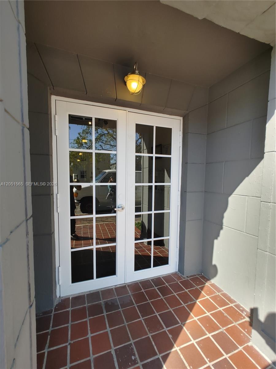 1629 SW 6th St # 4, Miami FL 33135 photo 4