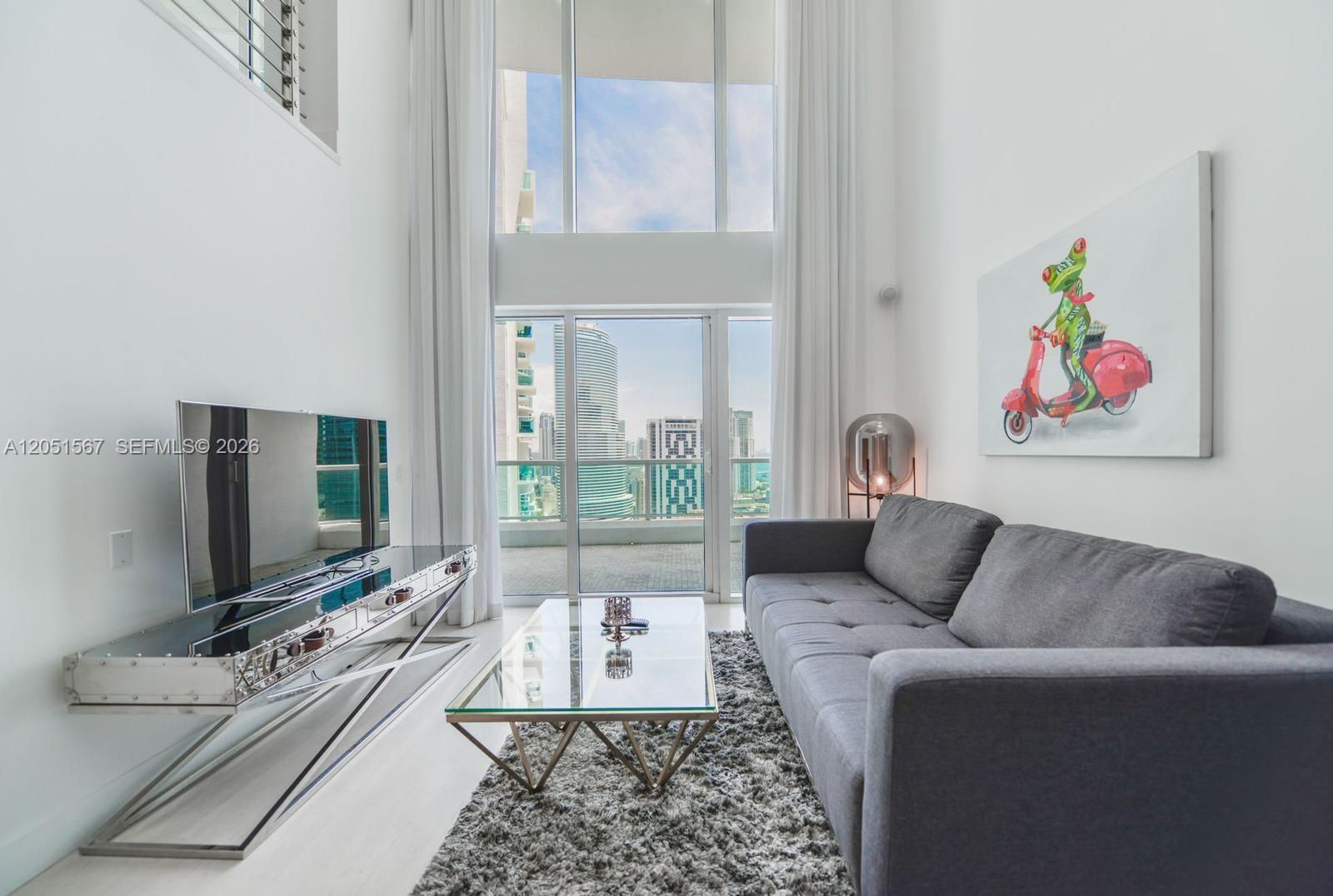 41 SE 5th St # 2009, Miami FL 33131 photo 2