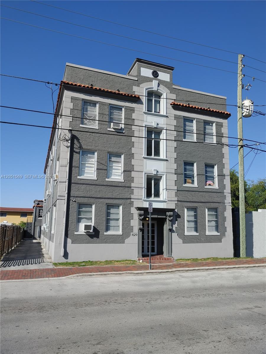 1629 SW 6th St # 11, Miami FL 33135
