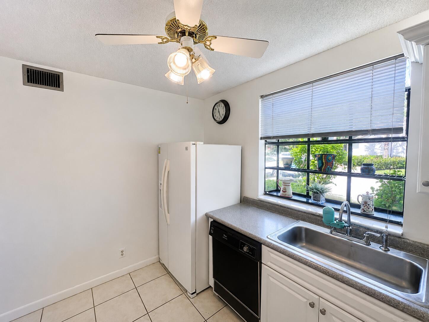 5068 Rose Hill Drive # 102, Boynton Beach FL 33437 photo 5