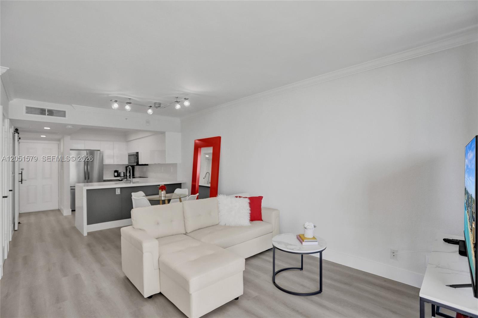 2501 S Ocean Dr, Hollywood FL 33019 photo 3