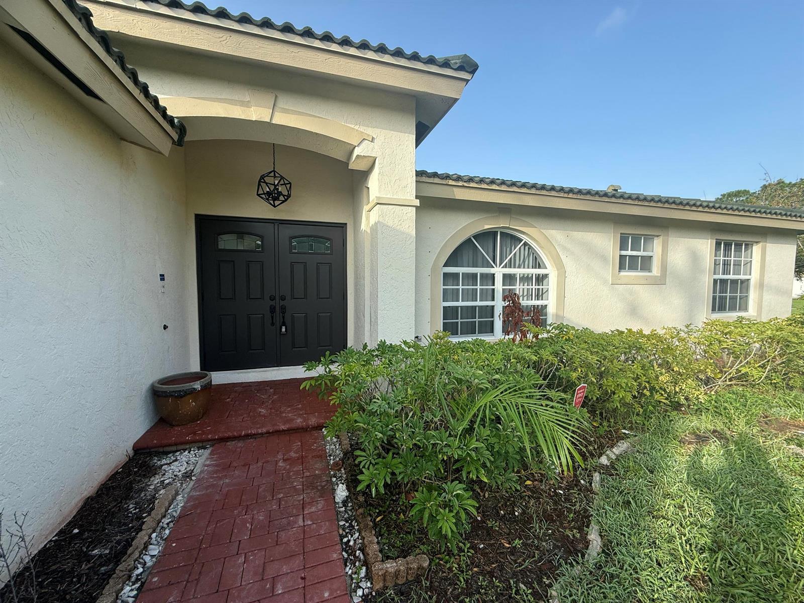 100 Cocoplum Circle, Royal Palm Beach FL 33411 photo 3