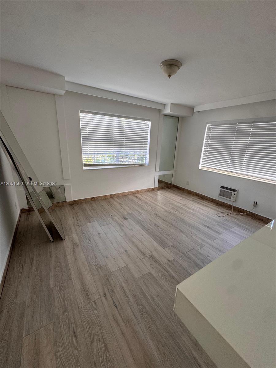 7800 Byron Ave, Miami Beach FL 33141 photo 2