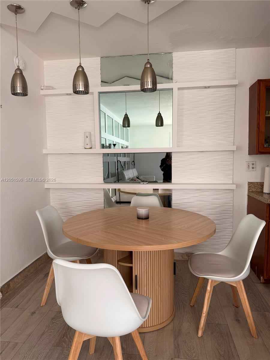 7800 Byron Ave, Miami Beach FL 33141 photo 3