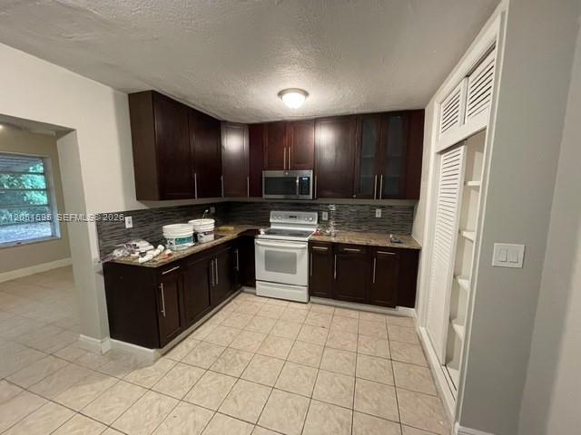 1575 NW 60th Ave # B, Sunrise FL 33313 photo 2