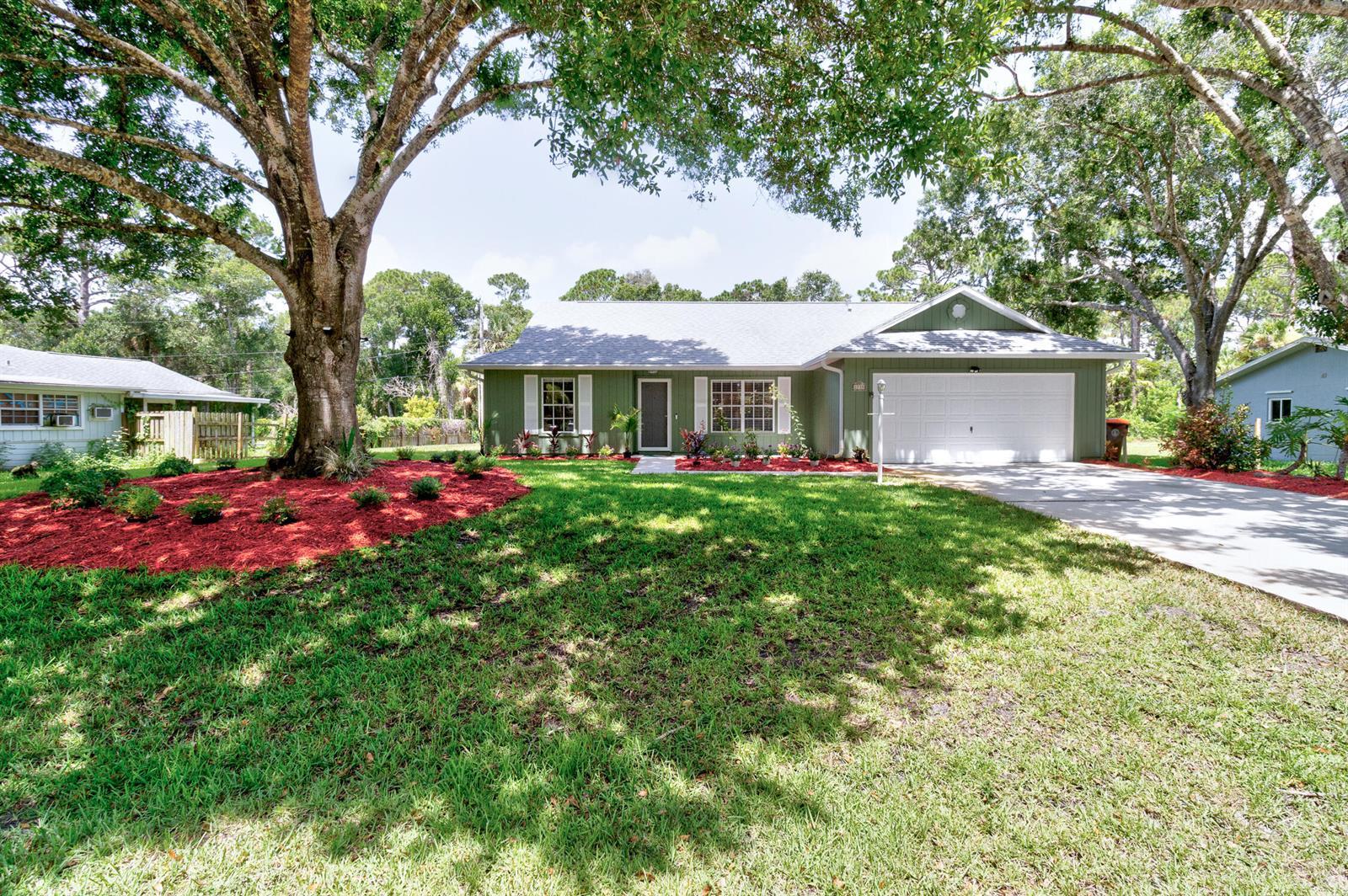 2735 47th Avenue, Vero Beach FL 32966