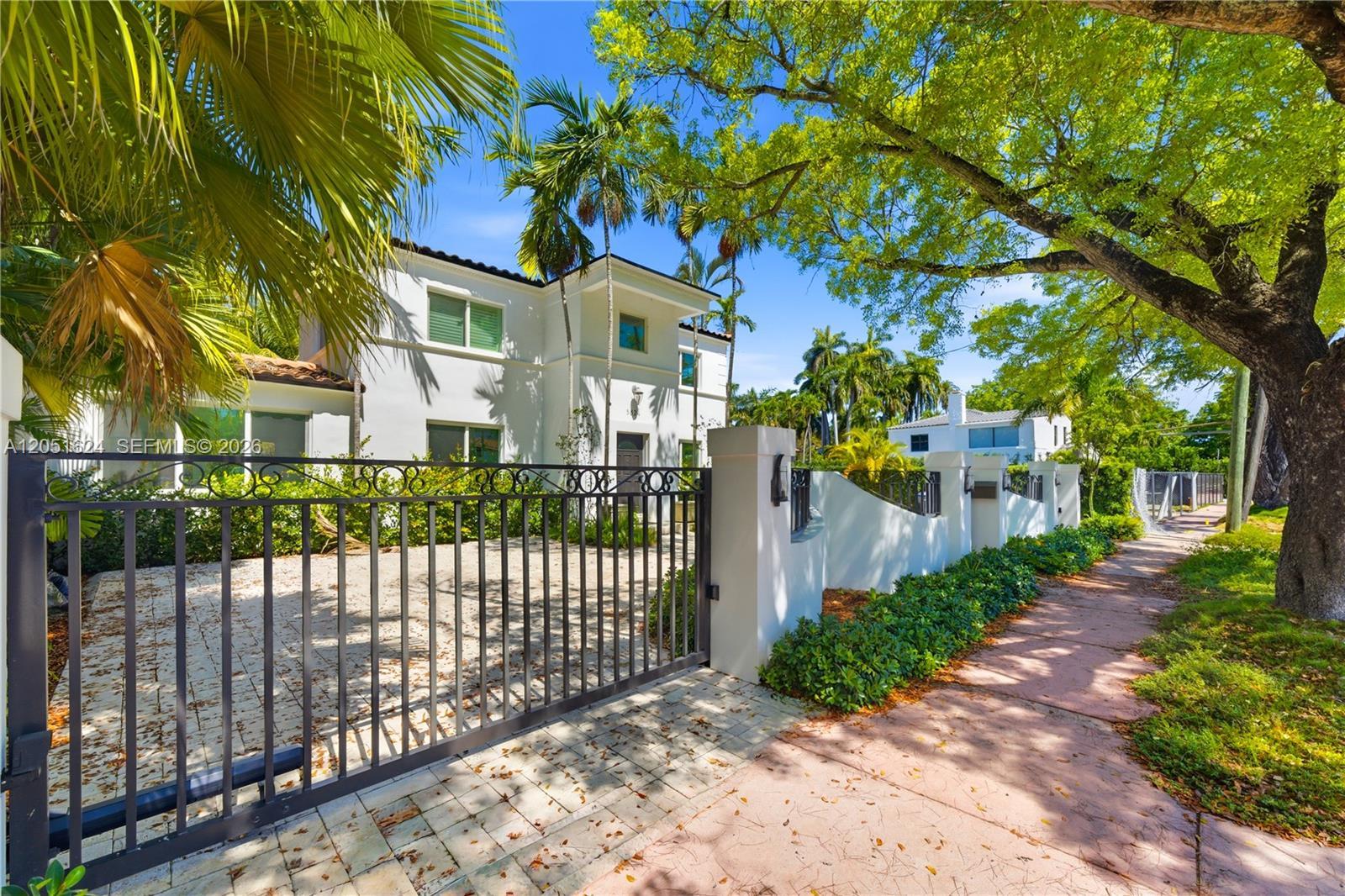 5824 Alton Rd, Miami Beach FL 33140 photo 2
