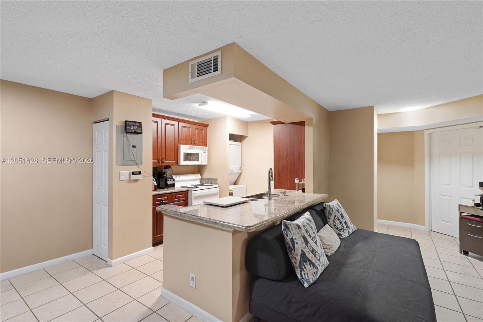 301 SW 86th Ave # 101, Pembroke Pines FL 33025 photo 4