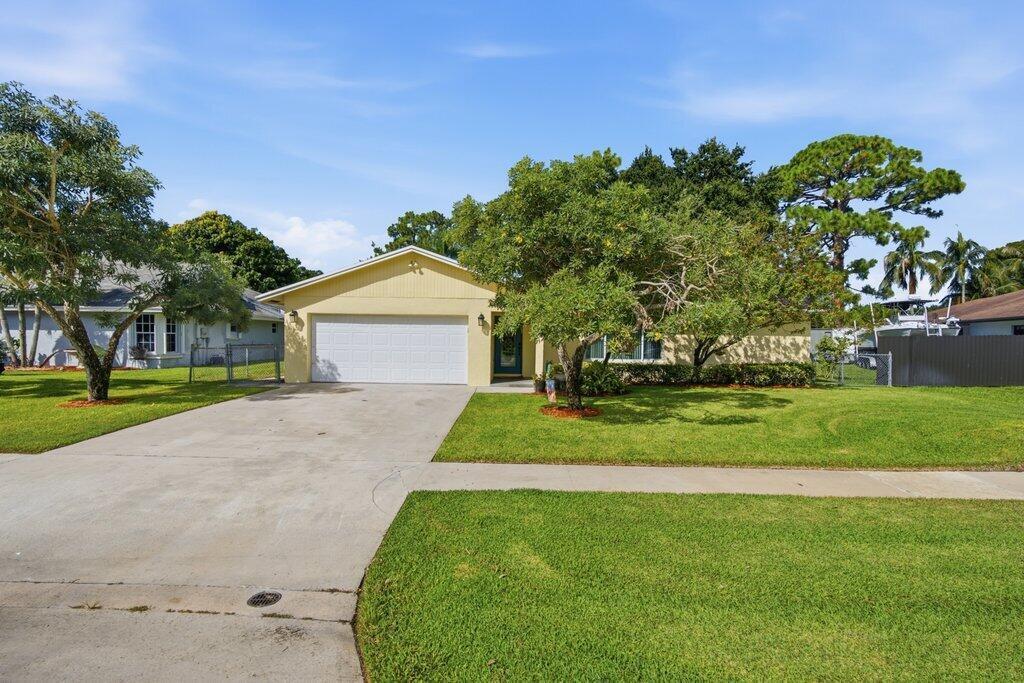 108 Gibraltar Street, Royal Palm Beach FL 33411