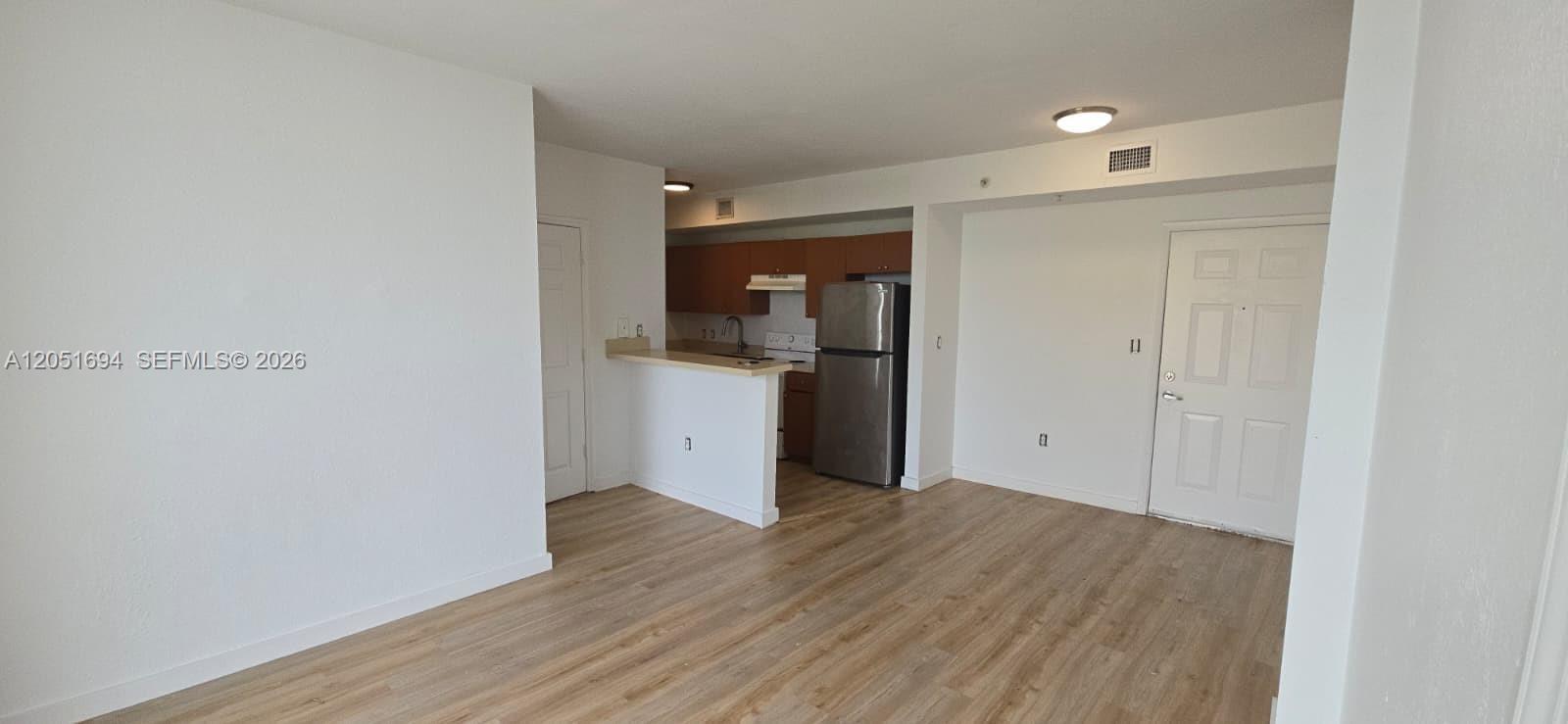 120 SW 8th Ave # 706, Miami FL 33130 photo 2