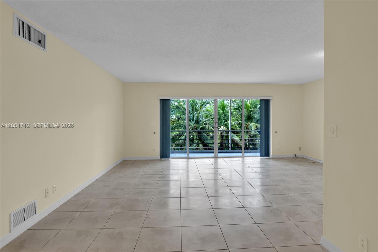 1000 NE 14th Ave # 503, Hallandale Beach FL 33009 photo 2