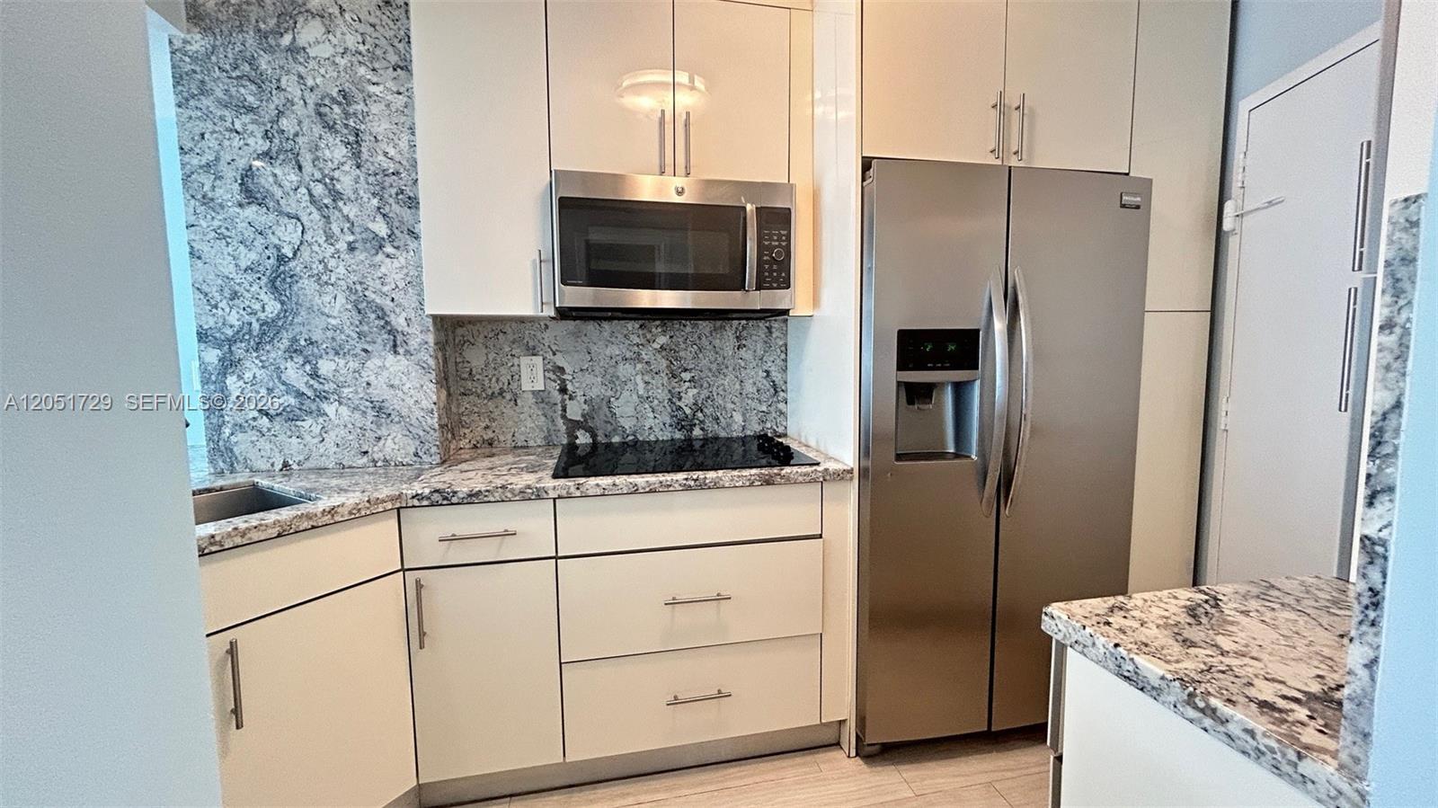 2899 Collins Ave # 724, Miami Beach FL 33140 photo 5