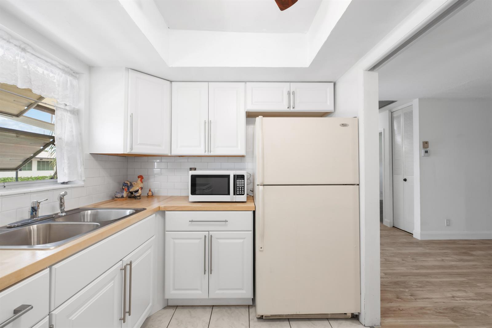 2915 Crosley Drive W # G, West Palm Beach FL 33415 photo 4