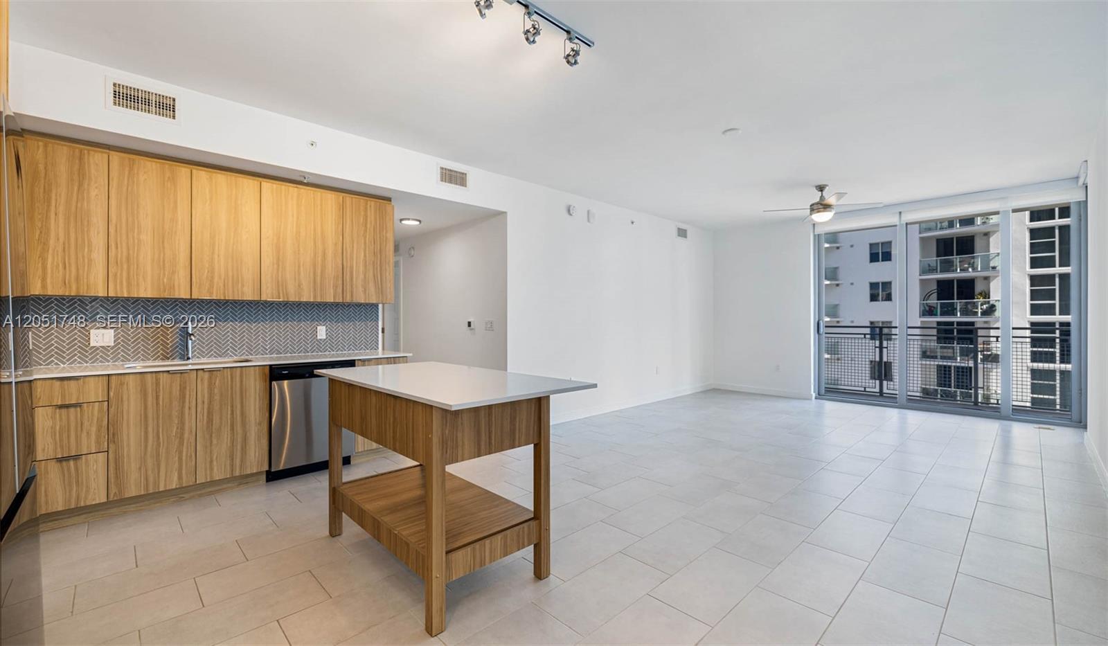 2150 N Bayshore Dr # 609, Miami FL 33137