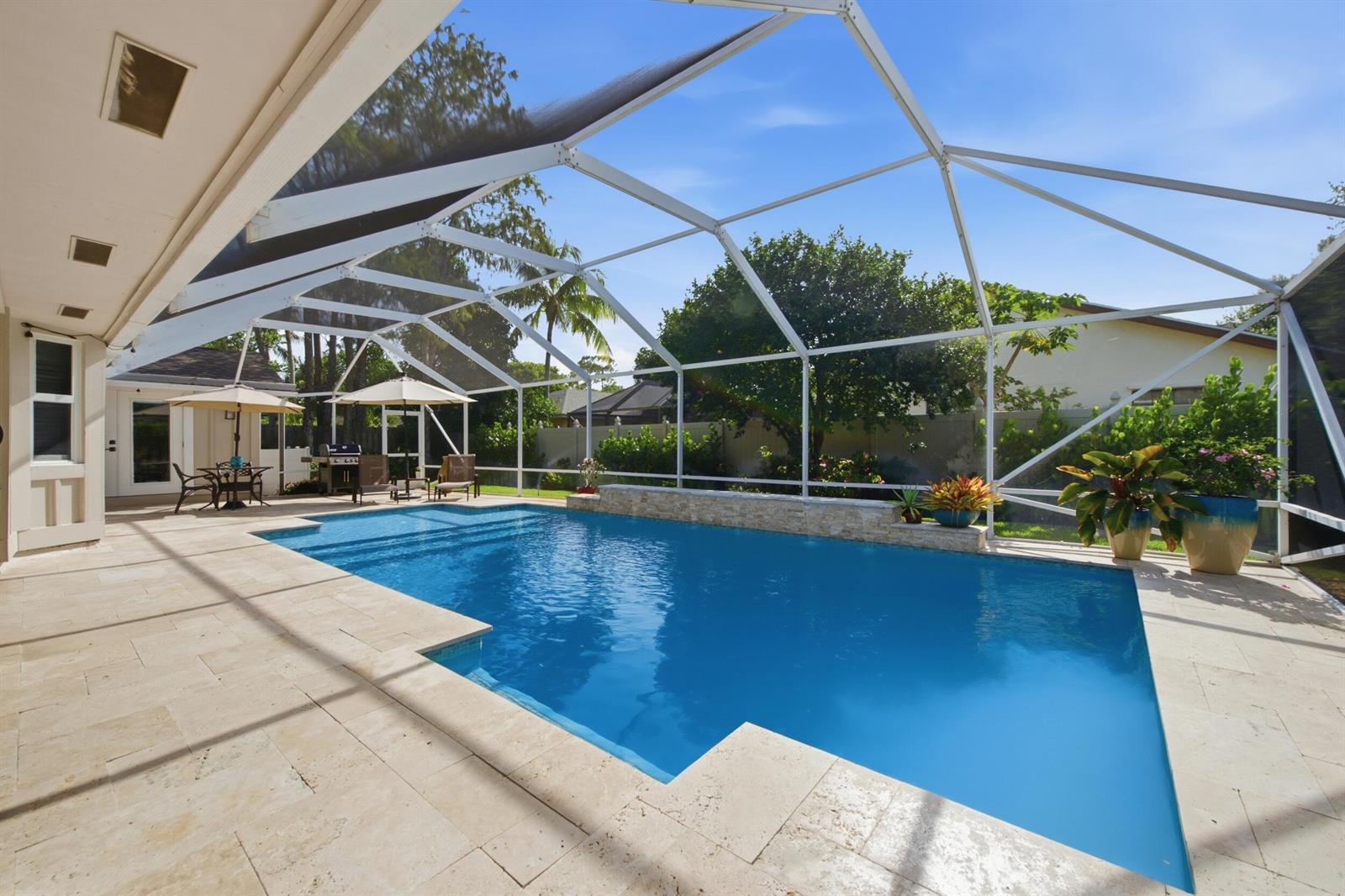 805 Daffodil Drive, Wellington FL 33414 photo 5